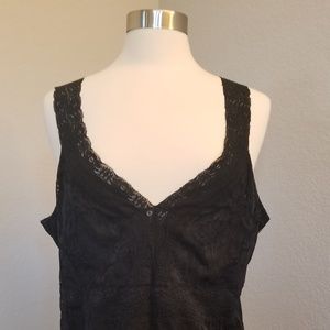 Roz & Ali Sleeveless Black All Lace Cami